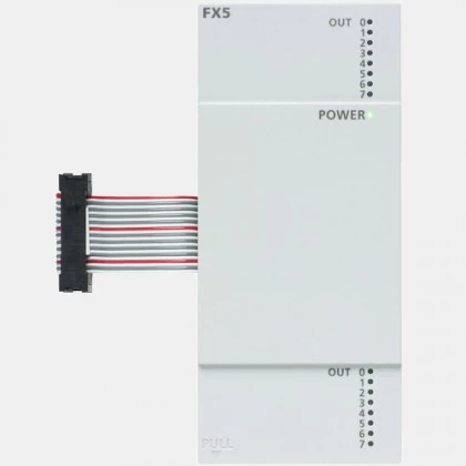 Moduł 16 wyjść tranzystorowych NPN FX5-16EYT/ES Mitsubishi