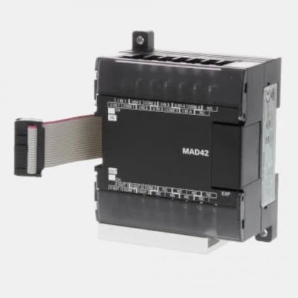 Moduł 4 wejścia i 2 wyjścia analogowe  CP1W-MAD42 Omron